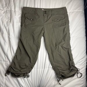 VINTAGE Garage Khaki Women's‎ Cargo Shorts Green Size 9